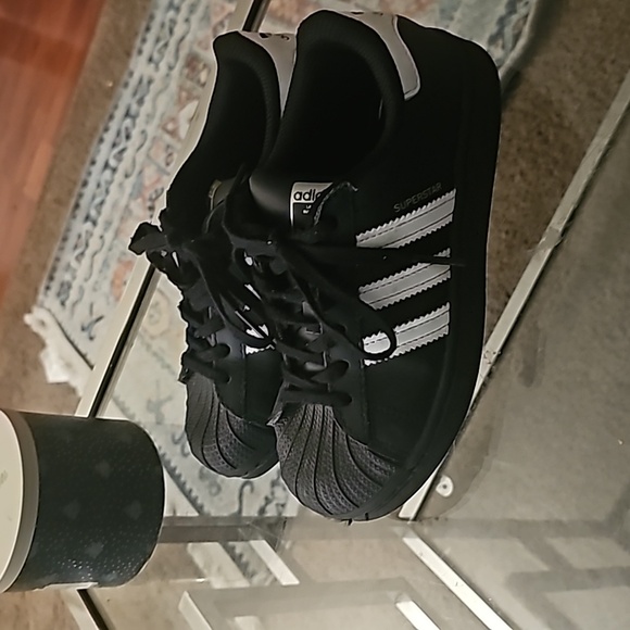 Adidas superstar originals shell toe leather black white and gold size 1 - Picture 3 of 5